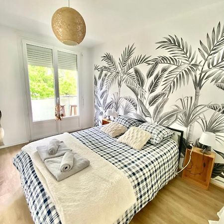 Superbe Appartement Au Calme Avec Parking Gratuit. Mérignac Exterior foto